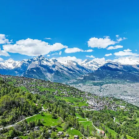 Victoria 1c0 By Interhome *